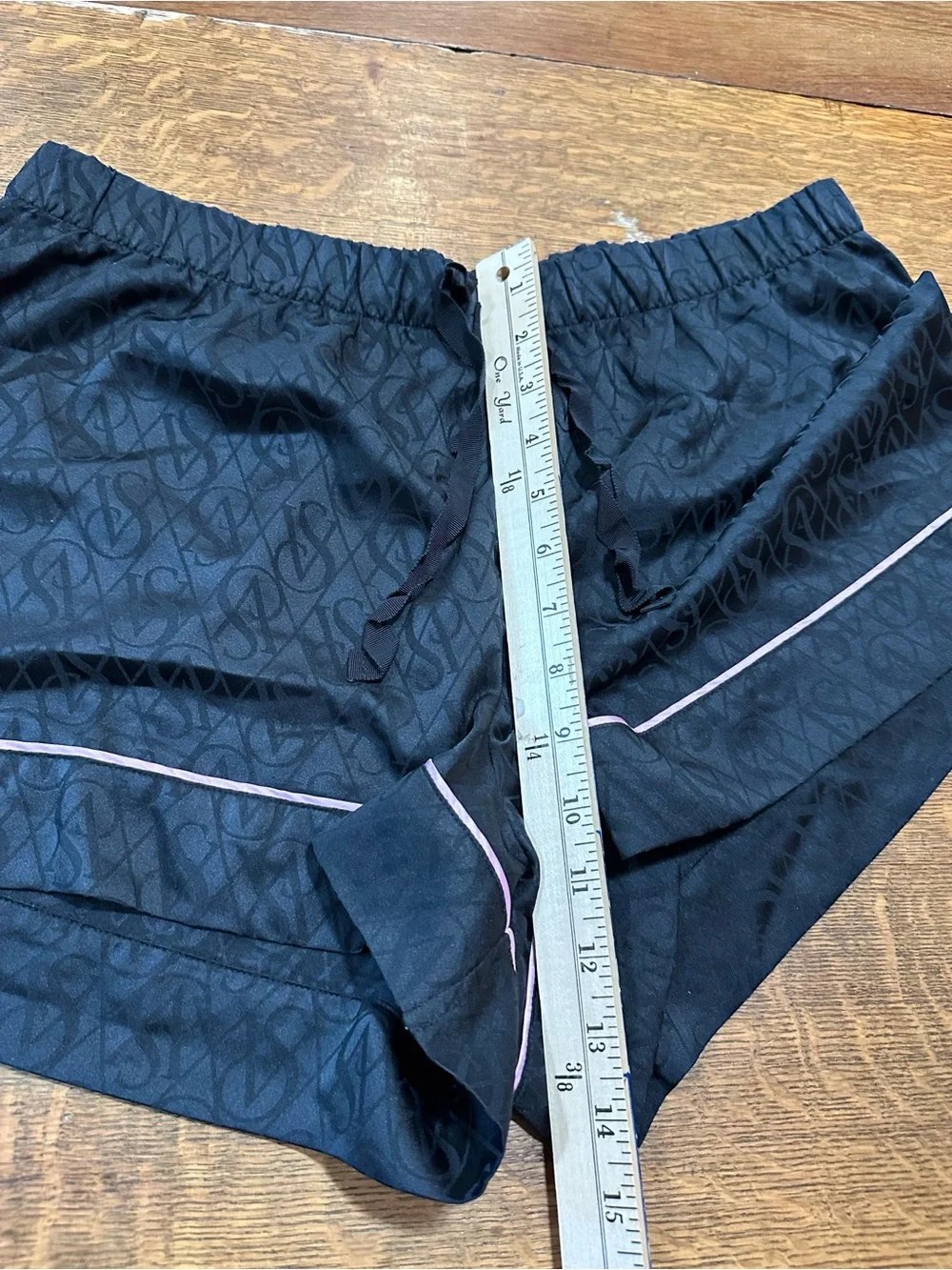 Victoria's Secret lg Black Monogram Lounge Shorts with Contrast Piping